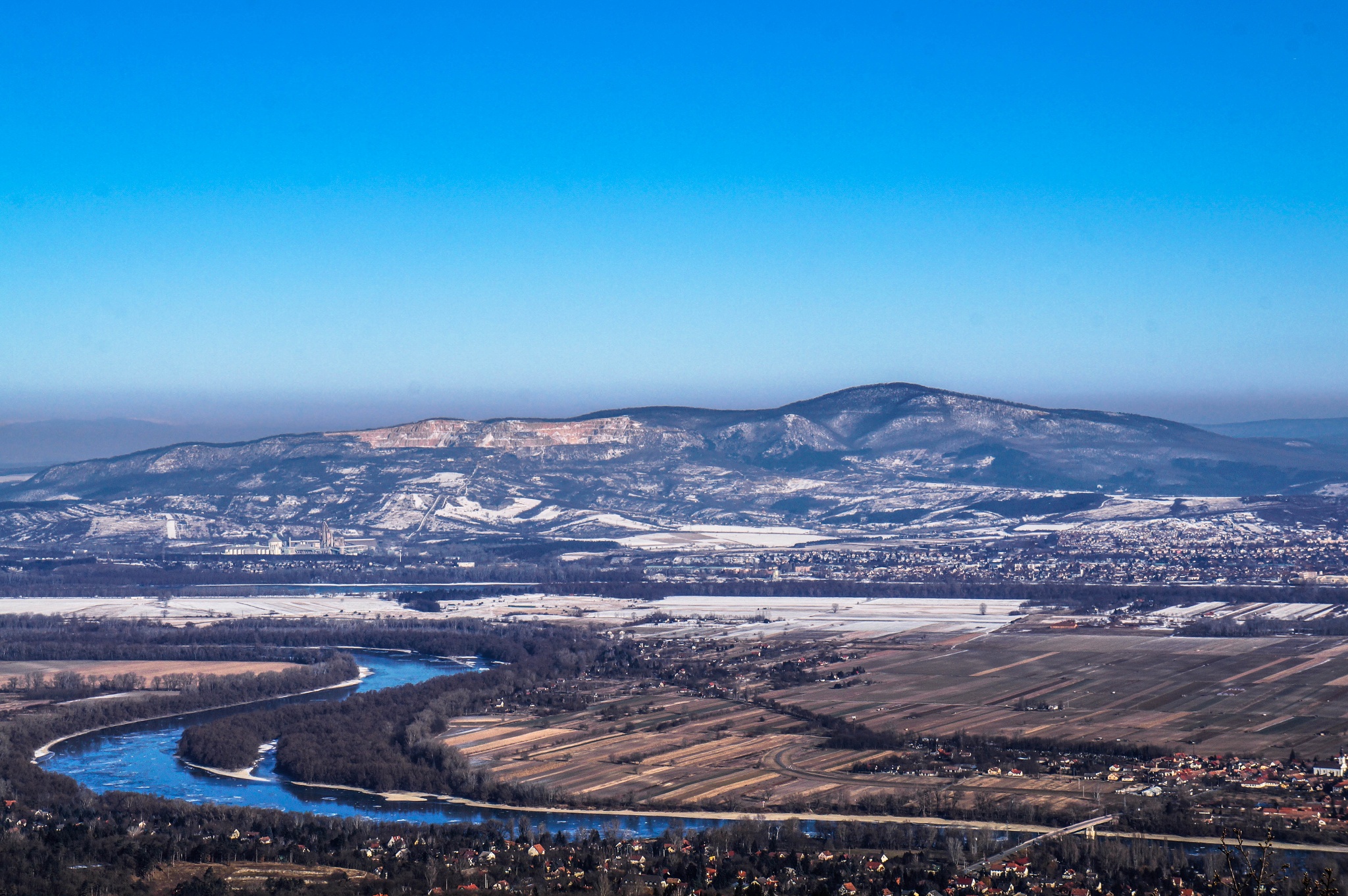 {{brizy_dc_image_alt imageSrc=